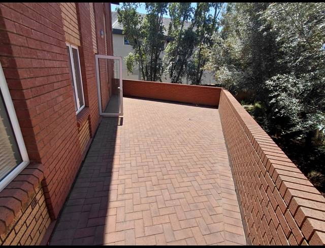 260M² OFFICE TO LET IN FOURWAYS